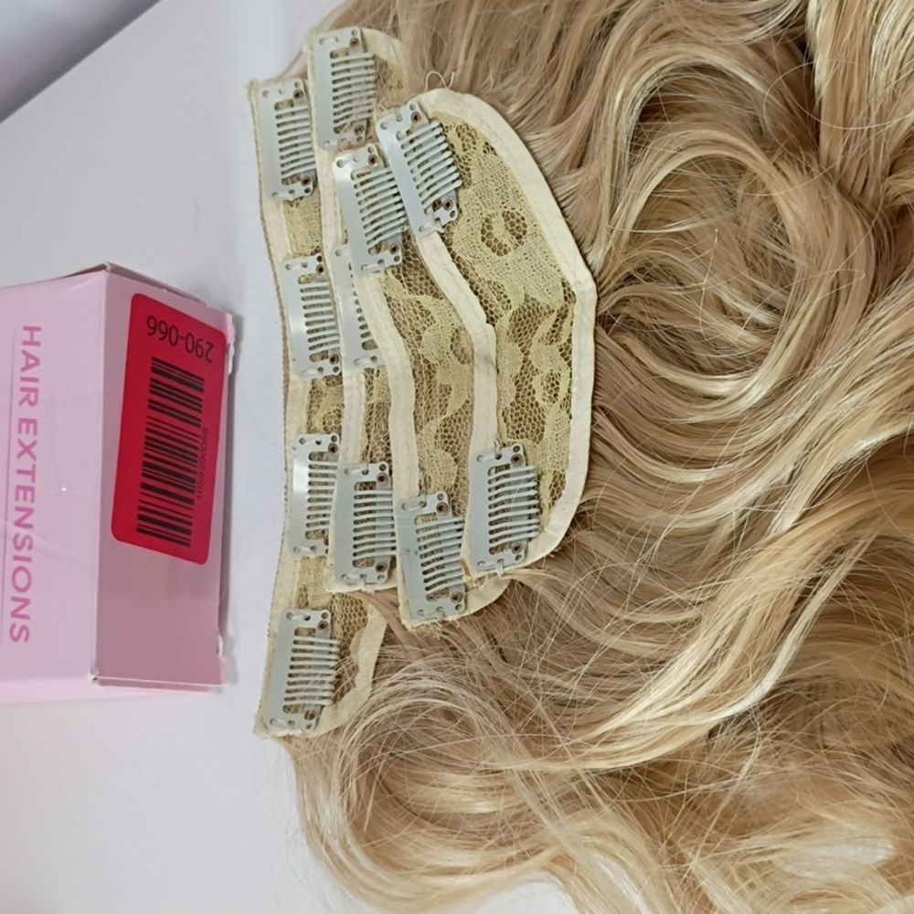 Clip-In Hair Extensions 20” Blonde Mix – 4PCS Thick Wavy Natural Volume - Picture 3 of 5